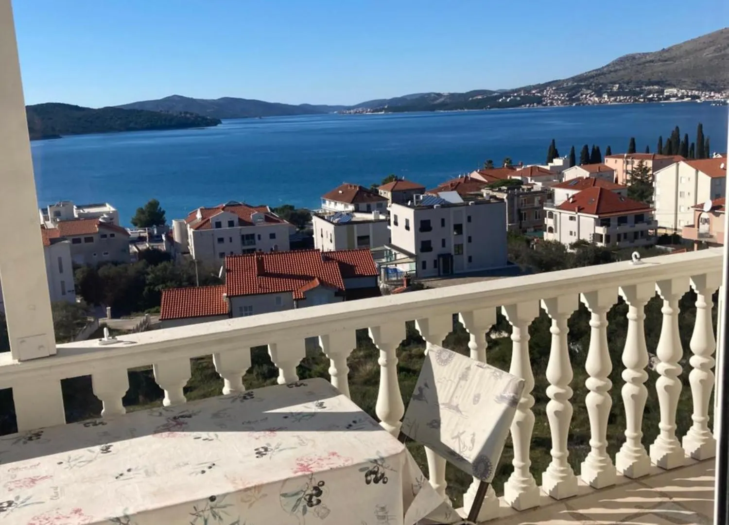 Apartmani Istuk Trogir 0*,